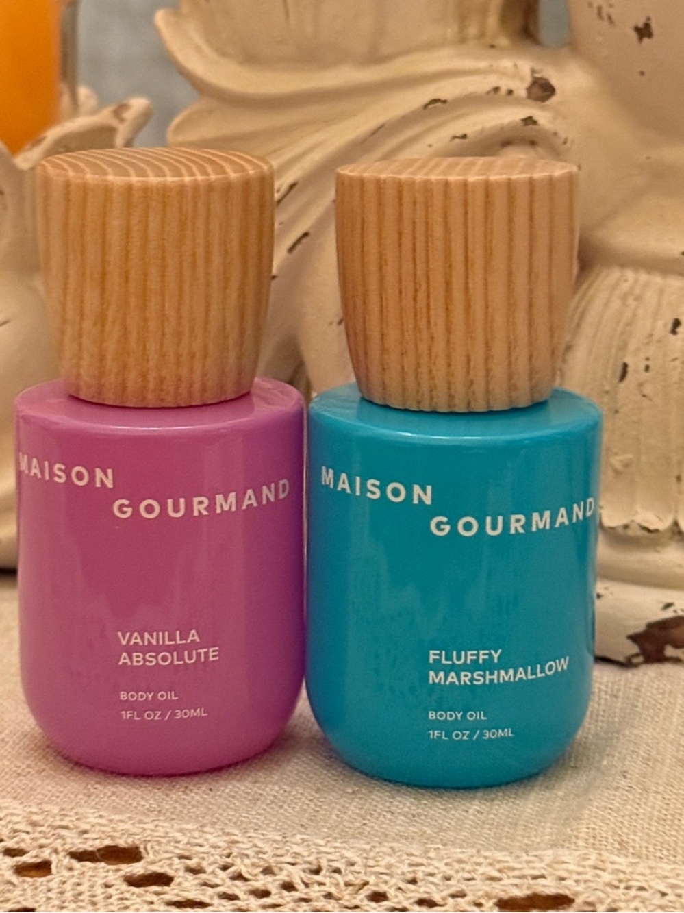 Maison Gourmand Fluffy Marshmallow & Vanilla Absolute 1 fl oz Body Oil Spray set